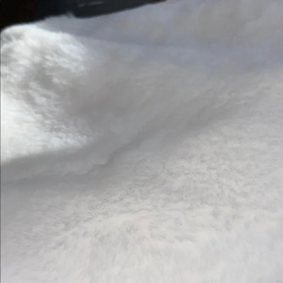 ❄️Martha Stewart Set of 2 Plush White Holiday Stockings ❄️NWT - Picture 4 of 11